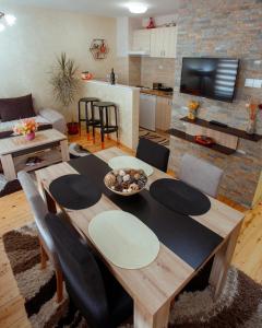 مطبخ أو مطبخ صغير في Apartman Marija