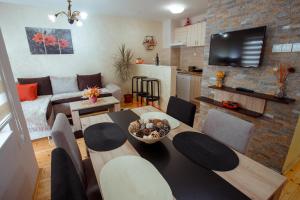 مطبخ أو مطبخ صغير في Apartman Marija