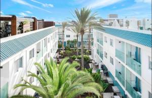 The building in which Az apartmant is located