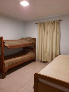Двох'ярусне ліжко або двоярусні ліжка в номері La Isabel