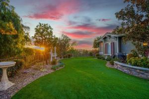 Mountain View Oasis - Luxury Heated Pool Paradise