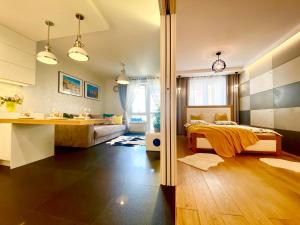 Posteľ alebo postele v izbe v ubytovaní New Wave Apartment Big & Beautiful -parking