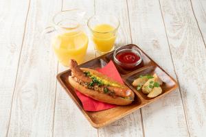 Cibo presso il love hotel o nelle vicinanze