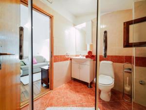 Kúpeľňa v ubytovaní Charming 2-Bed Apartment
