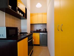 Kuchyňa alebo kuchynka v ubytovaní Charming 2-Bed Apartment