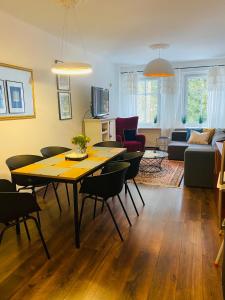 Posedenie v ubytovaní Apartament Zdrój Lądek