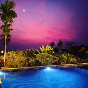 Bazén v ubytování Atmaland Resort nebo v jeho okolí