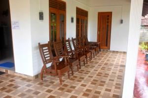 Φωτογραφία από το άλμπουμ του Wilpattu Lakwin Guest σε Pahala Maragahawewa
