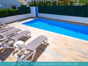 Bazén v ubytování Villa Katy - HMR Holidays nebo v jeho okolí