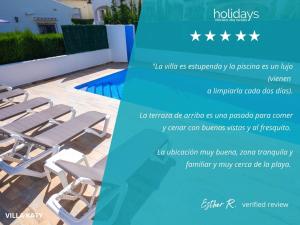 Bazén v ubytování Villa Katy - HMR Holidays nebo v jeho okolí