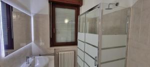 A bathroom at FGH Mono Locale ZONA FIERA