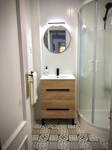 Kúpeľňa v ubytovaní Apartamentos Cruz Granada