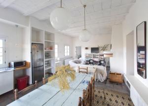 Kuchyň nebo kuchyňský kout v ubytování LosGuachos_ casa rural