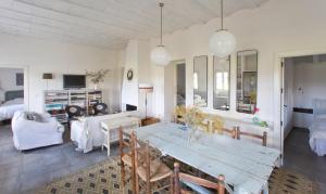 Kuchyň nebo kuchyňský kout v ubytování LosGuachos_ casa rural