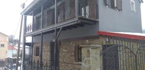 Budova, v ktorej sa vila nachádza