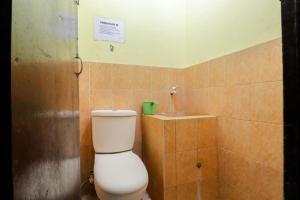 Koupelna v ubytování Cempaka Hotel