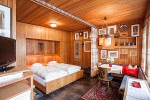 Posteľ alebo postele v izbe v ubytovaní Appartements Claudia