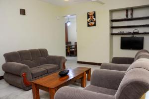 Et tv og/eller underholdning på sunset suswa apartment