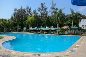 Swimmingpoolen hos eller tæt på sunset suswa apartment