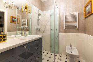Kupaonica u objektu Bea Home Elblag - dwie sypialnie