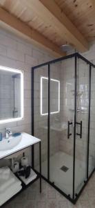 A bathroom at Molino Mellado