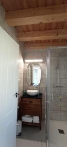 A bathroom at Molino Mellado