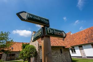 Certifikát, hodnocení, plakát nebo jiný dokument vystavený v ubytování Loweide Lodges & Holiday Homes near Bruges