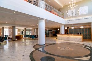 The lobby or reception area at Occidental Isla Cristina