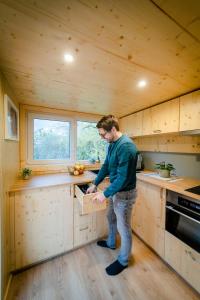 Kuchyň nebo kuchyňský kout v ubytování Tiny House - Apfel