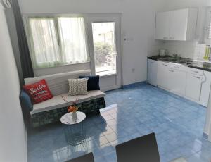 Kuchyňa alebo kuchynka v ubytovaní Apartment Soleil