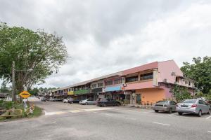 Gallery image of SPOT ON 90305 Hen Hen Hotel in Kulai