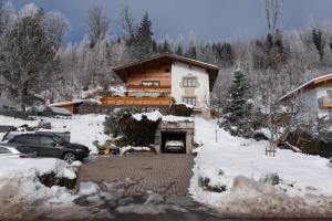 Apartment LISAL by All in One Apartments v zime
