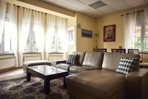 A seating area at CASA ALTO LOS RENEDOS