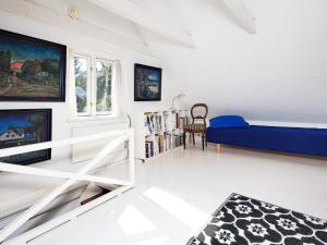 Et opholdsområde på Two-Bedroom Holiday home in Svendborg 3