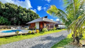 Photo de la galerie de l'établissement RAIATEA - Bungalow Nautilus Pool, à Uturoa