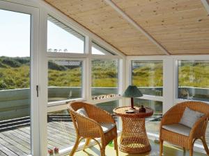 Balkón nebo terasa v ubytování 6 person holiday home in Fanø-By Traum