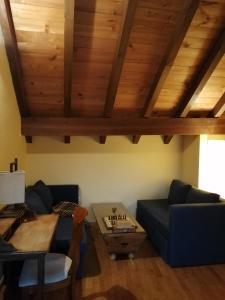 A seating area at Caballito de Madera