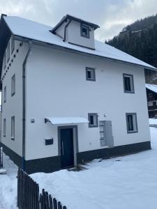 Gallery image of Center House in Ramingstein