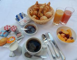 Opciones de desayuno disponibles en Amarante Cannes