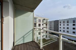 Balkón alebo terasa v ubytovaní Apartment Wichrowa with FREE GARAGE Wrocław by Noclegi Renters