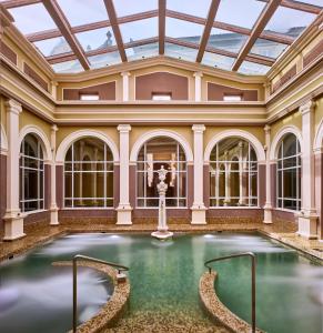 The swimming pool at or close to Bagni Di Pisa Palace & Thermal Spa - The Leading Hotels of the World