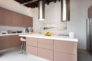 Kuchnia lub aneks kuchenny w obiekcie Home2Book Stylish Design House in La Laguna Center