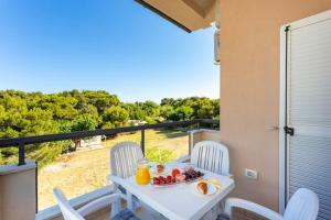 Balkón nebo terasa v ubytování Apartments Punta Premantura