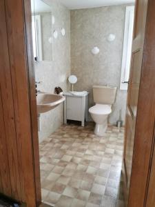 Ванная комната в Chalet Edelweiss Sigriswil