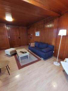 Een zitgedeelte bij Chalet Edelweiss Sigriswil