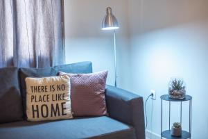 Posedenie v ubytovaní Erythros Boutique Suite By Cloudkeys