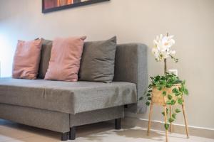Posedenie v ubytovaní Erythros Boutique Suite By Cloudkeys