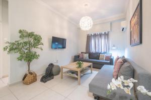 Posedenie v ubytovaní Erythros Boutique Suite By Cloudkeys