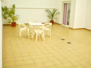 佩尼斯科拉APARTAMENTO SITUADO EN EL CENTRO CON 3 HABITACIONES, DISPONE DE AIRE ACONDICIONADO Y WIFI A 150m DE LA PLAYA Y EL CASTILLO的相册照片