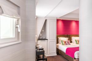 Легло или легла в стая в Hôtel Duo